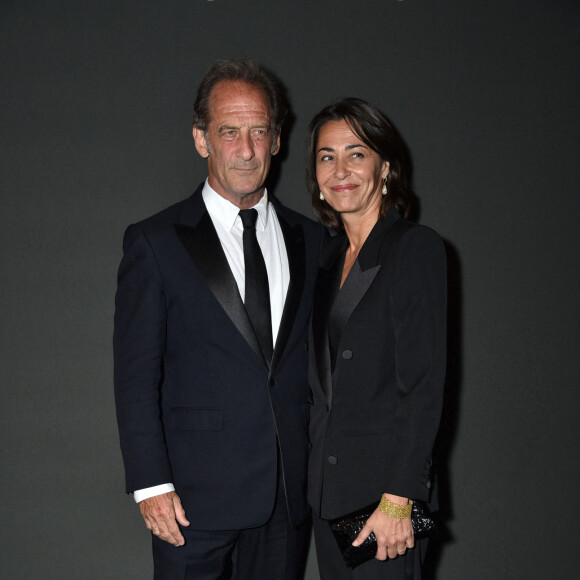 Vincent Lindon et sa compagne Cécile Duffau - Soirée "Women In Motion" au Château de la Castre lors du 75e Festival de Cannes. Le 22 mai 2022. © Olivier Borde / Bestimage