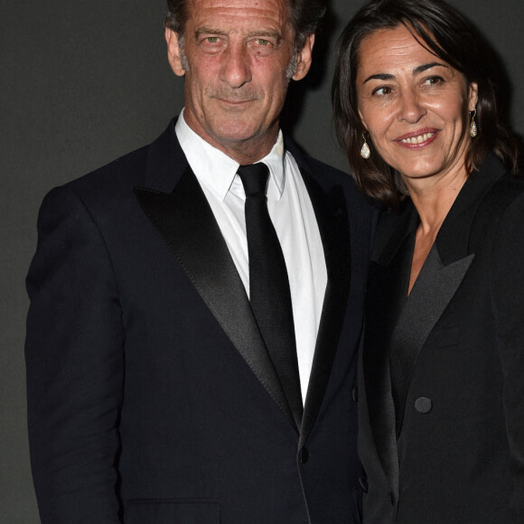 Vincent Lindon et sa compagne Cécile Duffau - Soirée "Women In Motion" au Château de la Castre lors du 75e Festival de Cannes. Le 22 mai 2022. © Olivier Borde / Bestimage