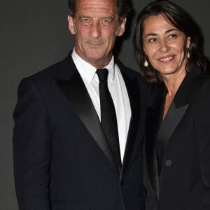 Vincent Lindon, président du jury, et sa compagne Cécile Duffau - Soirée "Women In Motion" au Château de la Castre lors du 75e Festival de Cannes. Le 22 mai 2022. © Olivier Borde / Bestimage