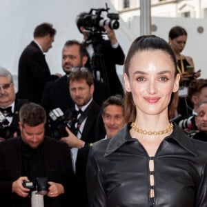 Charlotte Le Bon - Montée des marches du film " Heojil Kyolshim (Decision To Leave) " lors du 75ème Festival International du Film de Cannes. Le 23 mai 2022 © Cyril Moreau / Bestimage 