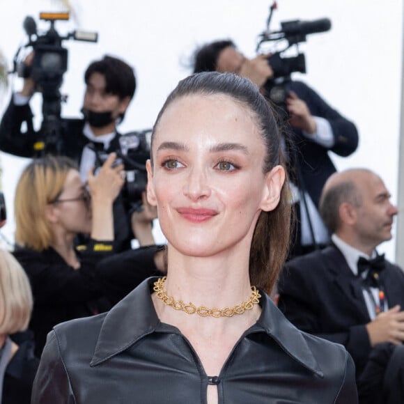 Charlotte Le Bon - Montée des marches du film " Heojil Kyolshim (Decision To Leave) " lors du 75ème Festival International du Film de Cannes. Le 23 mai 2022 © Olivier Borde / Bestimage 