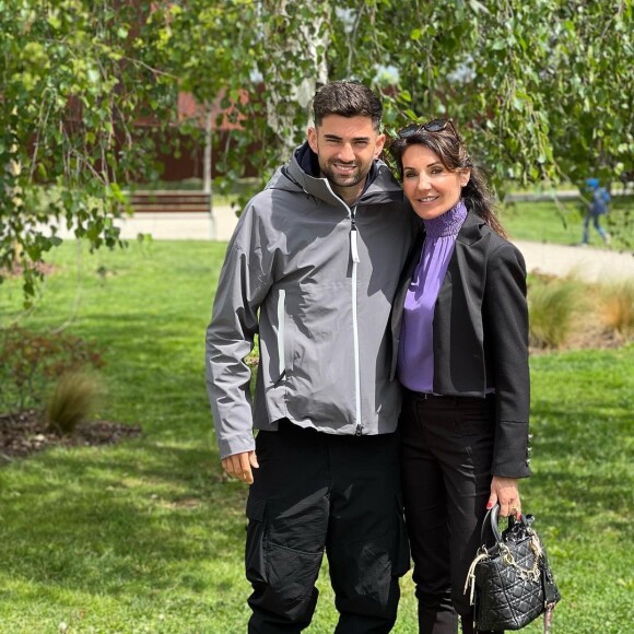 Enzo Zidane est très proche des membres de son clan, ses parents, ses frères et sa petite amie Karen