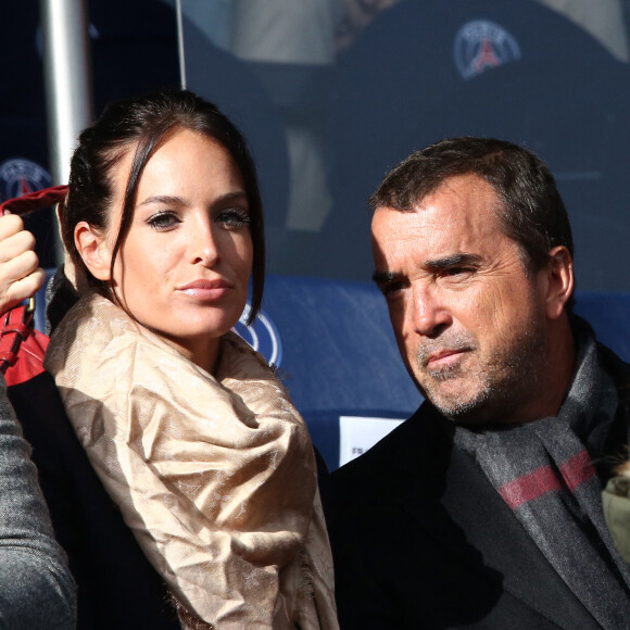 Arnaud Lagardère et sa femme Jade Foret (Lagardère).