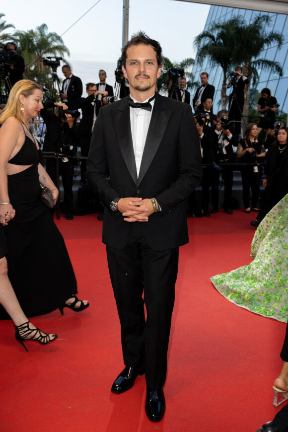 Juan Arbelaez - Montée des marches du film " Mascarade " lors du 75ème Festival International du Film de Cannes. Le 27 mai 2022 © Olivier Borde / Bestimage 