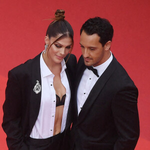 Iris Mittenaere et son compagnon Diego El Glaoui - Montée des marches du film " Top Gun : Maverick " lors du 75ème Festival International du Film de Cannes. Le 18 mai 2022 © Giancarlo Gorassini / Bestimage