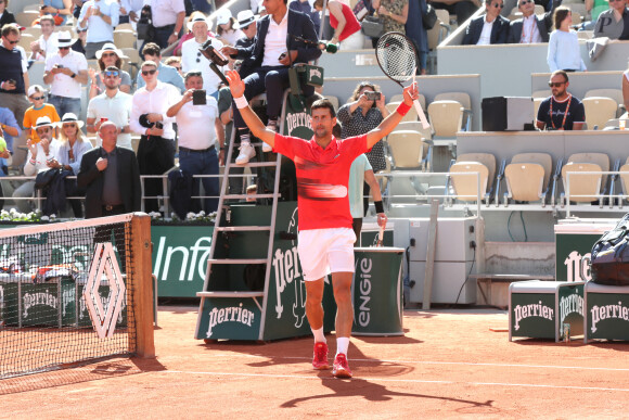 Novak Djokovic gagne son match contre Aljaz Bedene lors du troisième tour simple messieurs des Internationaux de France de tennis de Roland Garros à Paris, France, le 27 mai 2022. © Bertrand Rindoff/Bestimage