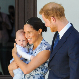 Le prince Harry, duc de Sussex, et Meghan Markle, duchesse de Sussex, avec leur fils Archie ont rencontré l'archevêque Desmond Tutu et sa femme à Cape Town, Afrique du Sud.