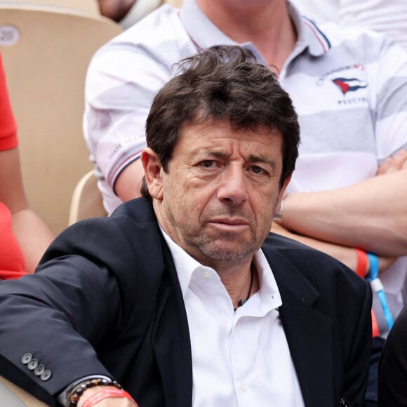 Patrick Bruel - Célébrités dans les tribunes des internationaux de France de Roland Garros à Paris le 31 mai 2022. © Cyril Moreau - Dominique Jacovides/Bestimage  Celebrities in the stands of the French internationals at Roland Garros in Paris on May 31, 2022. 