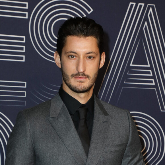 Pierre Niney - Photocall de la 47e édition de la cérémonie des César à l'Olympia à Paris. © Borde-Jacovides/Bestimage