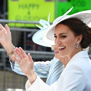 Catherine Kate Middleton, duchesse de Cambridge, Camilla Parker Bowles, duchesse de Cornouailles - Les membres de la famille royale lors de la parade militaire "Trooping the Colour" dans le cadre de la célébration du jubilé de platine (70 ans de règne) de la reine Elizabeth II à Londres, le 2 juin 2022. 