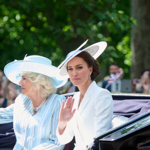 Camilla Parker Bowles, duchesse de Cornouailles, Catherine Kate Middleton, duchesse de Cambridge - Les membres de la famille royale lors de la parade militaire "Trooping the Colour" dans le cadre de la célébration du jubilé de platine de la reine Elizabeth II à Londres le 2 juin 2022. 