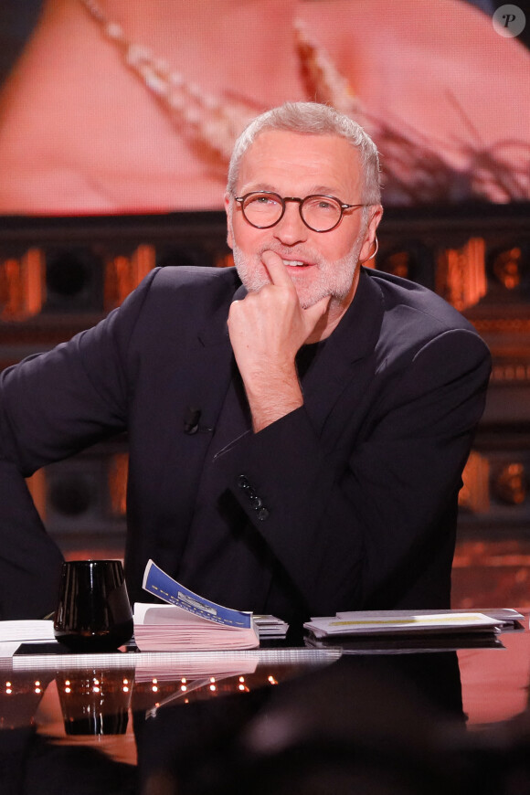 Exclusif - Laurent Ruquier sur le plateau de l'émission "On est en direct (OEED)" , présentée par L.Salamé et L.Ruquier, diffusée en direct sur France 2 aux studios Rive Gauche à Paris, France, le 28 mai 2022. © Christophe Clovis/Bestimage 