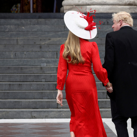 Le premier ministre Boris Johnson et sa femme Carrie - Les membres de la famille royale et les invités lors de la messe du jubilé, célébrée à la cathédrale Saint-Paul de Londres le 3 juin 2022. 