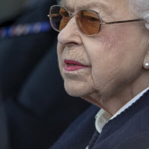 La reine Elisabeth II d’Angleterre assiste au "Royal Windsor Horse Show" à Windsor, Royaume Uni, le 13 mai 2022.  The Queen looked thrilled to be at the Royal Windsor Horse Show today. She wound down the passenger window of her Range Rover and chatted to people and watched her horse Balmoral Lea competing. Queen Elizabeth has not missed the show in the past 79 years. 