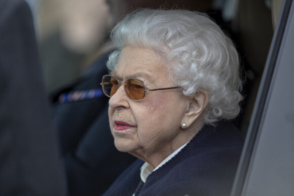 La reine Elisabeth II d’Angleterre assiste au "Royal Windsor Horse Show" à Windsor, Royaume Uni, le 13 mai 2022.  The Queen looked thrilled to be at the Royal Windsor Horse Show today. She wound down the passenger window of her Range Rover and chatted to people and watched her horse Balmoral Lea competing. Queen Elizabeth has not missed the show in the past 79 years. 