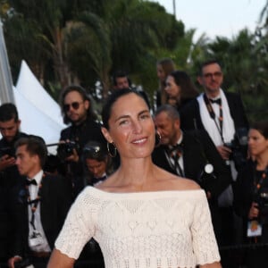 Alessandra Sublet à la montée des marches du film "Mascarade" lors du 75ème Festival International du Film de Cannes, France, le 27 mai 2022. © Rachid Bellak/Bestimage 