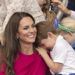 Catherine (Kate) Middleton, duchesse de Cambridge, Le prince Louis de Cambridge, Mike Tindall, Mia Grace Tindall - Jubilé de platine de la reine Elisabeth II d'Angleterre à Bukingham Palace à Londres