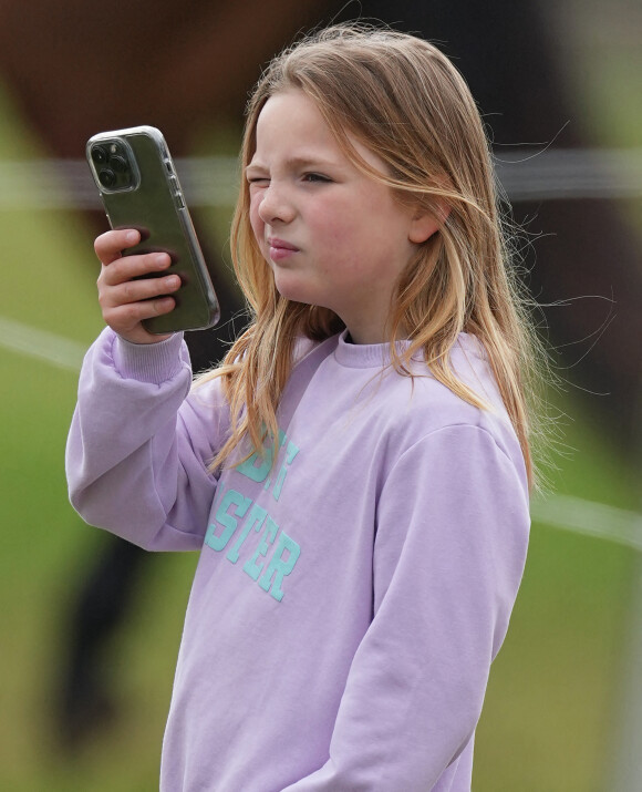 Mia Tindall - Les enfants et le mari de Z.Tindall, ainsi que les filles de son frère, sont venus assister à la compétition "Cirencester Park Horse Trials" à Cirencester. Le 27 mars 2022  Cirencester Park Horse Trials in Cirencester, Gloucestershire, UK, on the 27th March 2022.