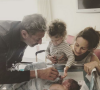 Jeff Goldblum, son épouse Emilie Livingston et leur fils Charlie après la naissance du dernier membre de la famille, le petit River, en avril 2017.