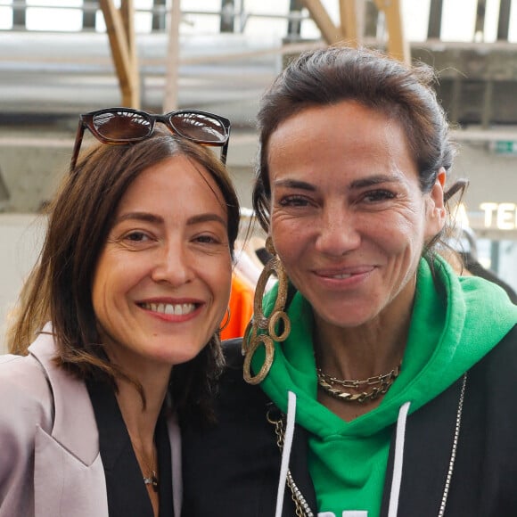 Keren Ann, Sandra Sisley lors du Cocktail dînatoire et de la soirée découverte de l'univers des marques "Atelier R&C" et "Be" au 7ème Ciel (Le Printemps) à Paris le 9 juin 2022. © Christophe Clovis / Bestimage 