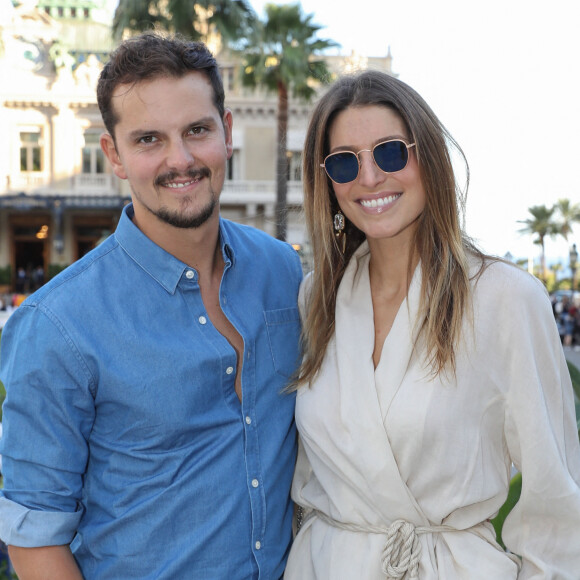 Juan Arbelaez et sa fiancée Laury Thilleman - Personnalités sur la place du Casino de Monte-Carlo dans le cadre de la seconde édition des Influencer Awards à Monaco. © Olivier Huitel / Pool Monaco / Bestimage