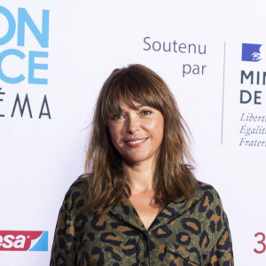 Sandrine Quétier au photocall de la soirée "Action Enfance fait son cinéma" au Grand Rex à Paris le 13 juin 2022. © Pierre Perusseau / Bestimage