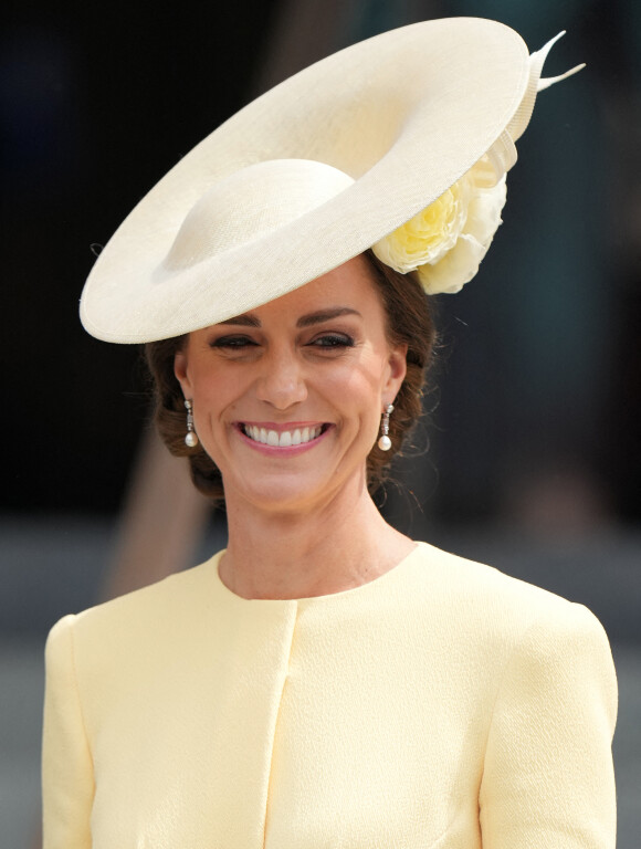 Catherine (Kate) Middleton, duchesse de Cambridge, - Les membres de la famille royale et les invités à la sortie de la messe du jubilé, célébrée à la cathédrale Saint-Paul de Londres, Royaume Uni, le 3 juin 2022.