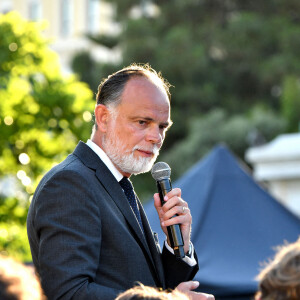 Edouard Philippe, l'ancien premier ministre et chef de file du parti Horizons, à Nice, le 8 juin 2022, pour soutenir les candidats de son parti et de la majorité présidentielle pour les élections législatives. Ici, il est en meeting sur la Coulée Verte, aux côtés de Christian Estrosi, le maire de Nice et des candidats des Alpes Maritimes dont Graig Monetti, candidat dans la 1ère circonscription, contre Eric.Ciotti le député LR sortant