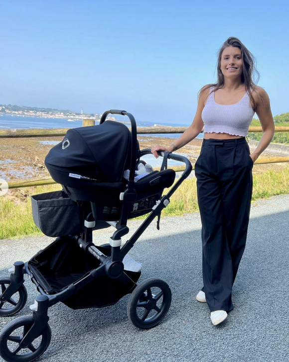 Delphine Tellier dévoile sa silhouette amincie quelques jours après avoir donné naissance à son premier enfant - Instagram