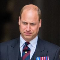 Le prince William "entre chagrin et colère" : des proches balancent sur sa relation avec son frère Harry