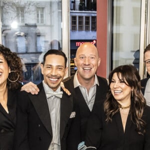 Delphine Castex, Julie Mercy, Steevy Boulay, Christophe Mercy, Kenza Braiga, Jean-Edouard Lipa, Fabrice Beguin - Enregistrement de l'émission "Les 20 ans du Loft", diffusée en direct sur C8 et présentée par B.Castaldi, à Paris. Le 8 avril 2021 © Jack Tribeca / Bestimage 