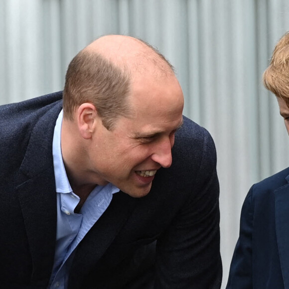 Le prince William, duc de Cambridge, le prince George de Cambridge et la princesse Charlotte de Cambridge en visite au château de Cardiff, Royaume Uni, le 4 juin 2022, à l'occasion du jubilé de platine de la reine d'Angleterre. 