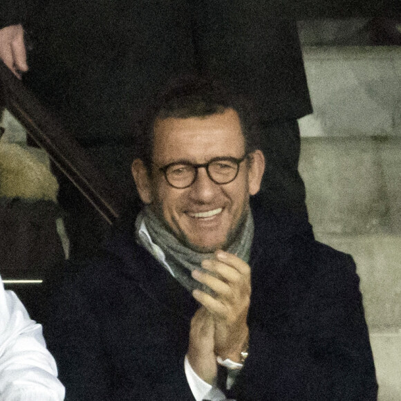 Dany Boon - Dany Boon et ses fils assistent à la huitième de finale aller de la Ligue des champions entre le PSG et le Real Madrid au Parc des Princes à Paris le 15 février 20222.