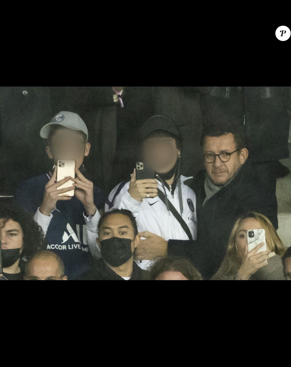 Dany Boon Très rare photo de son fils Eytan, 17 ans, pour une grande occasion... et c'est son