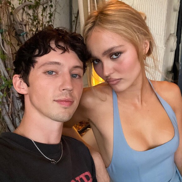 Lily Rose Depp et Troye Sivan sur Instagram.