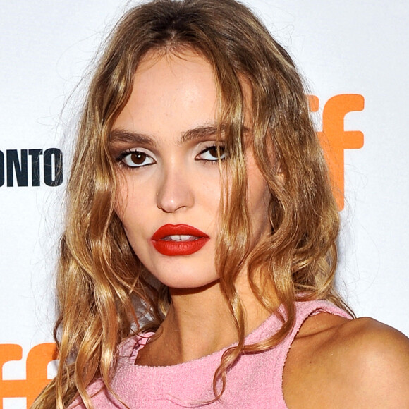 Lily-Rose Depp lors du photocall du film "Silent Night" au Festival du film de Toronto (TIFF) à la salle de concert Roy Thomson Hall à Toronto, Ontario, Canada. © Brent Perniac/AdMedia/Zuma Press/Bestimage