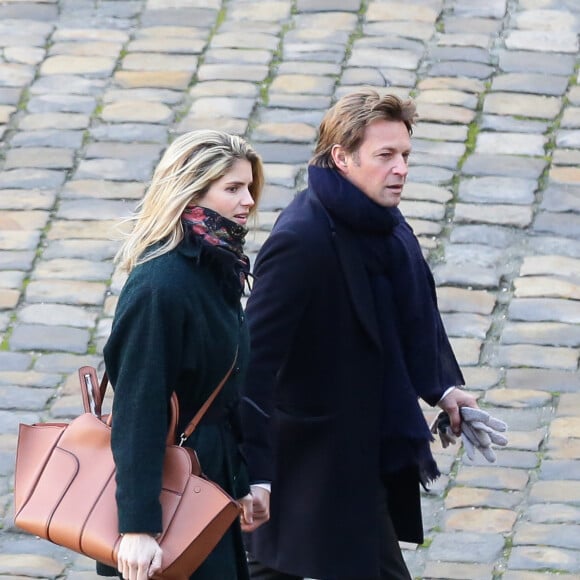 Laurent Delahousse et sa compagne Alice Taglioni lors de la cérémonie d'hommage national à Jean d'Ormesson à l'hôtel des Invalides à Paris le 8 décembre 2017. © Stéphane Lemouton / Bestimage 