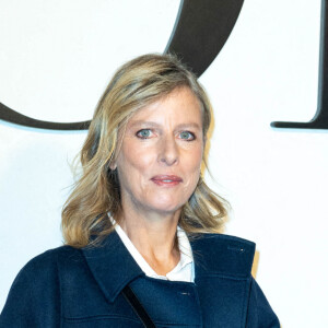 Karin Viard - Photocall du défilé de mode automne-hiver 2022/2023 "Christian Dior" lors de la fashion week de Paris. Le 1er mars 2022 © Olivier Borde / Bestimage