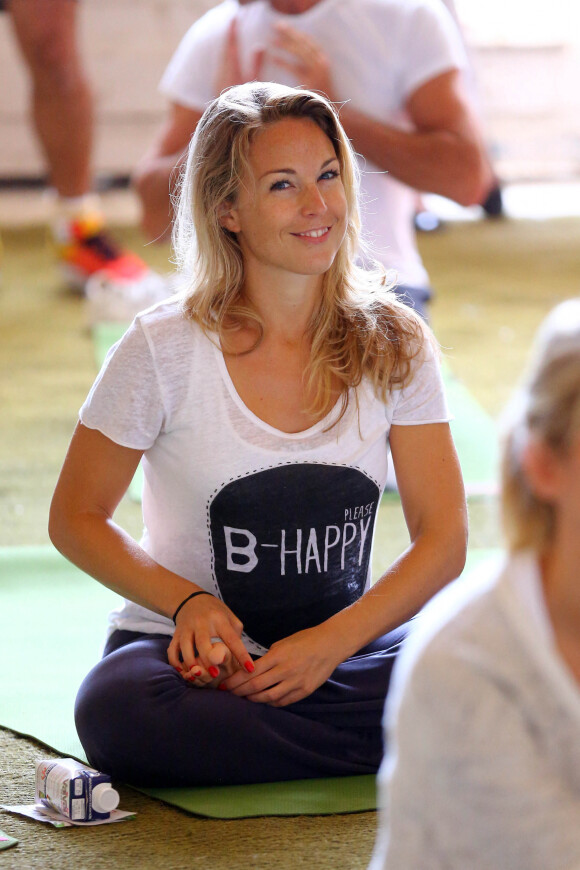 Aurélie Vaneck - "Mécénat Chirurgie Cardiaque" a organisé "Les Yogis du coeur", séance de yoga collective 100 % solidaire.