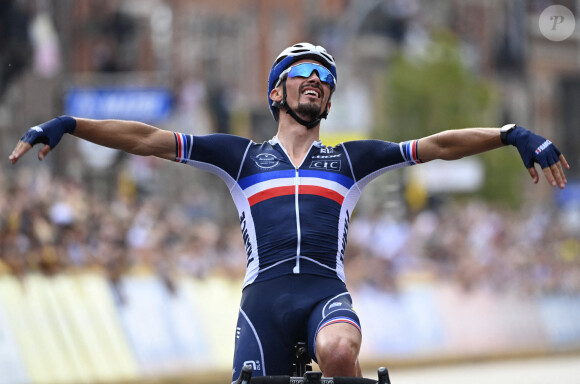 Julian Alaphilippe champion du monde pour la 2 ème année consécutive Championnats du Monde UCI. Photo : Vincent Kalut / Photo News