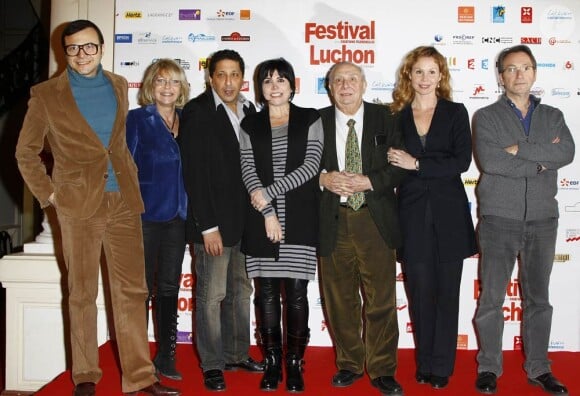 Claude Chabrol entouré de son jury à l'occasion de la cérémonie d'ouverture du 12e Festival de Luchon, le 3 février 2010.