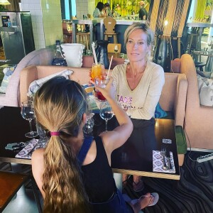 Rebecca Hampton avec sa fille Eléa