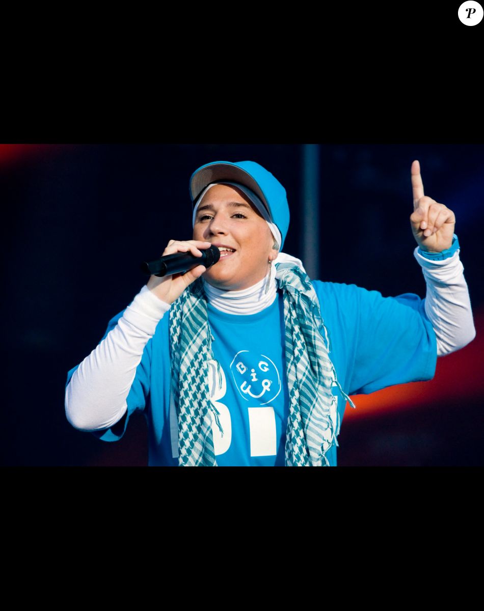 Diam's en concert lors du 19e festival des vieilles charrues.