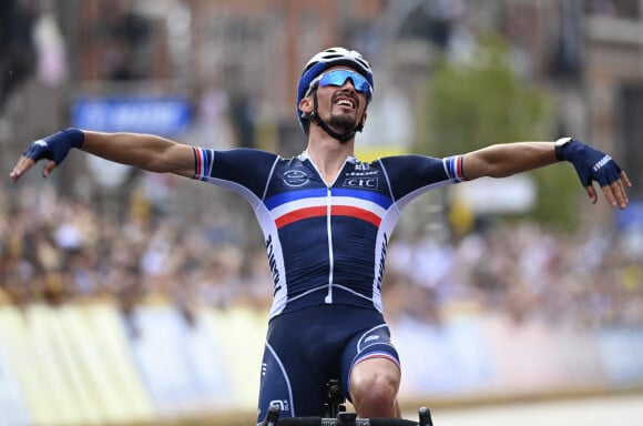Julian Alaphilippe champion du monde pour la 2 ème année consécutive Championnats du Monde UCI. Photo : Vincent Kalut / Photo News
