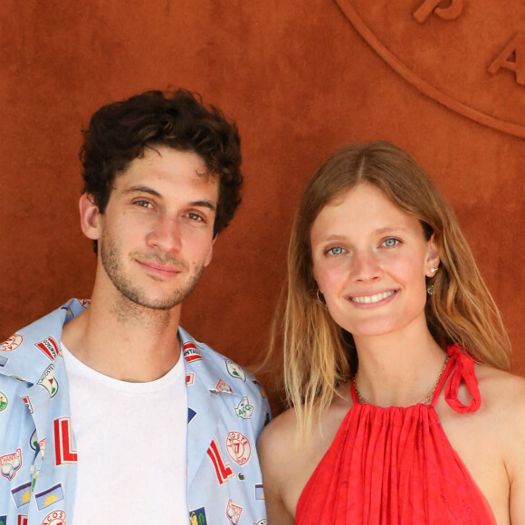 Constance Jablonski et son compagnon Matthias Dandois au village lors des internationaux de France Roland Garros à Paris le 13 juin 2021. © Dominique Jacovides / Bestimage