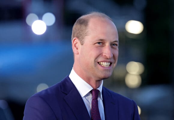 Le prince William, duc de Cambridge, lors de l'illumination de la sculpture "Tree of Trees" au palais de Buckingham à Londres, à l'occasion du jubilé de platine de la reine. Le 2 juin 2022.