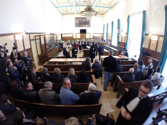 Salle d'audience avant l'ouverture du procès de Francis Heaulme devant la cour d'assises de la Moselle, à Metz le 31 mars 2014.