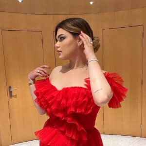 Camille Gottlieb fait le show à Monte-Carlo dans une superbe robe rouge.