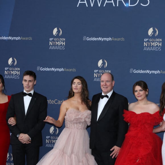 Tanner Novlan, Louis Ducruet et sa femme Marie, Jacqueline MacInnes Wood, le Prince Albert II de Monaco, Camille Gottlieb, Krista Allen, Thorsten Kaye - Cérémonie de clôture du 61ème Festival de Télévision de Monte Carlo le 21 juin 2022. © Denis Guignebourg/Bestimage