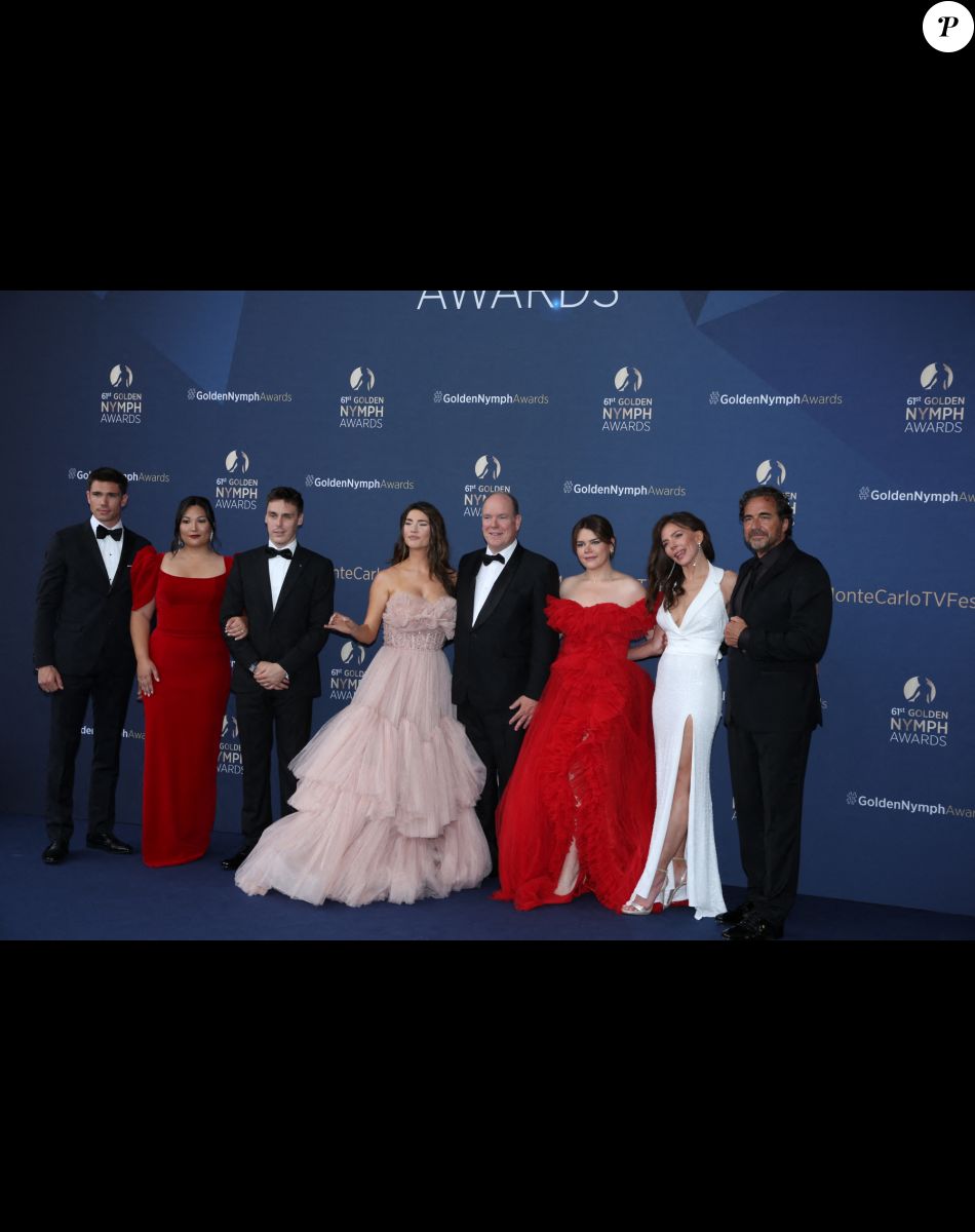 Tanner Novlan, Louis Ducruet et sa femme Marie, Jacqueline MacInnes Wood, le Prince Albert II de Monaco, Camille Gottlieb, Krista Allen, Thorsten Kaye - Cérémonie de clôture du 61ème Festival de Télévision de Monte Carlo le 21 juin 2022. © Denis Guignebourg/Bestimage